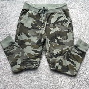 • Camo Champion sweatpants. Size: Medium (runs a little big). Color: Camo.